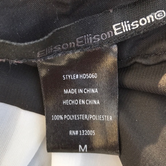 Black and White Long Sleeve Blouse. Size Medium. - Picture 5 of 5